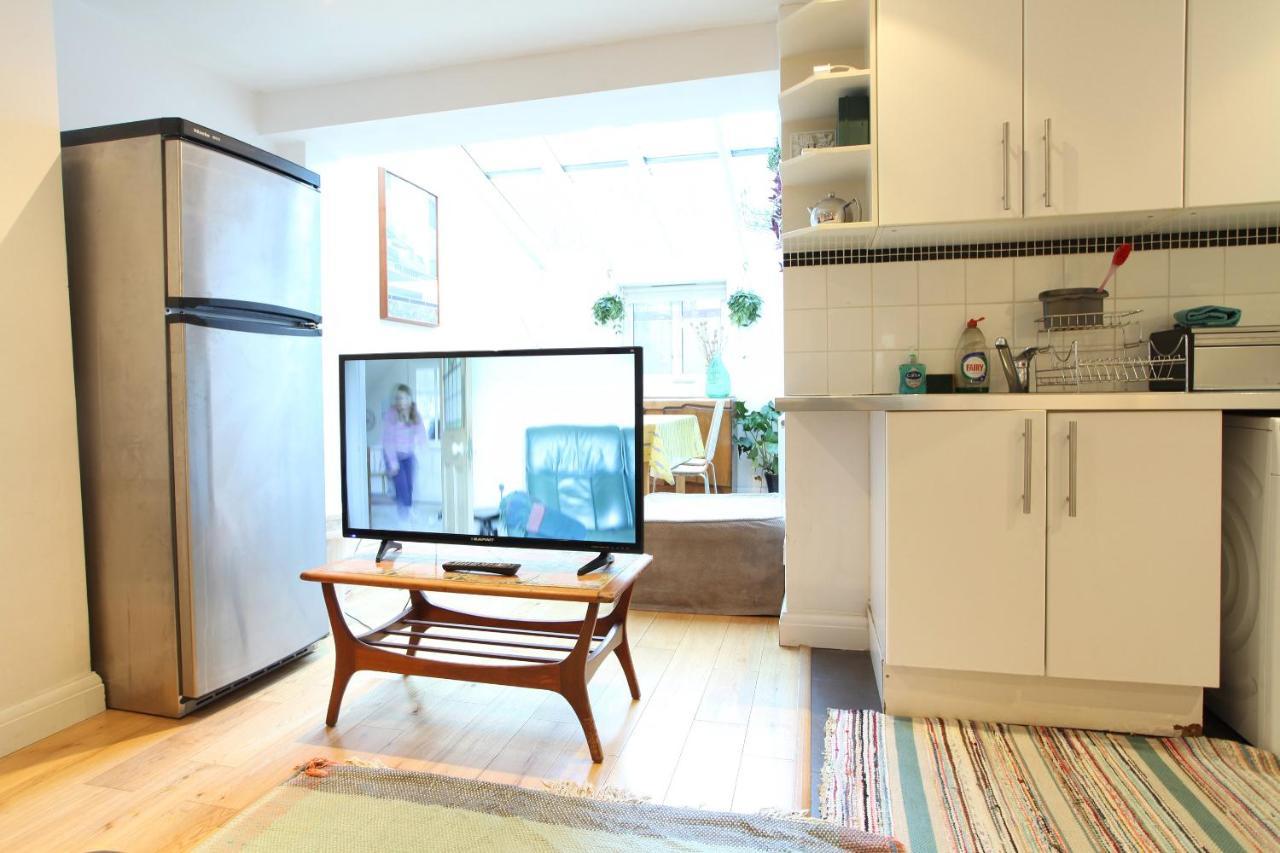 Fabulous East Finchley Apartment Londra Exterior foto